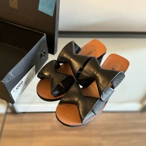 NWT - Ever Australia Ugg - Bowie/Iris - Black - EU 37